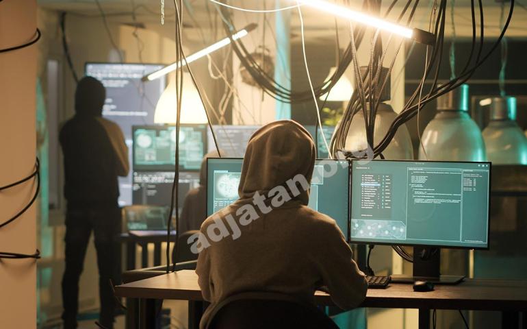 Cyber criminals working with dark web to do illegal activities