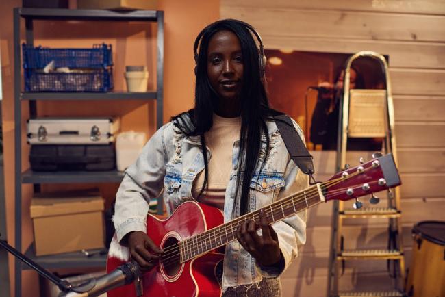  AI in Music: A Chance for African Artists or a Threat to Authenticity? 