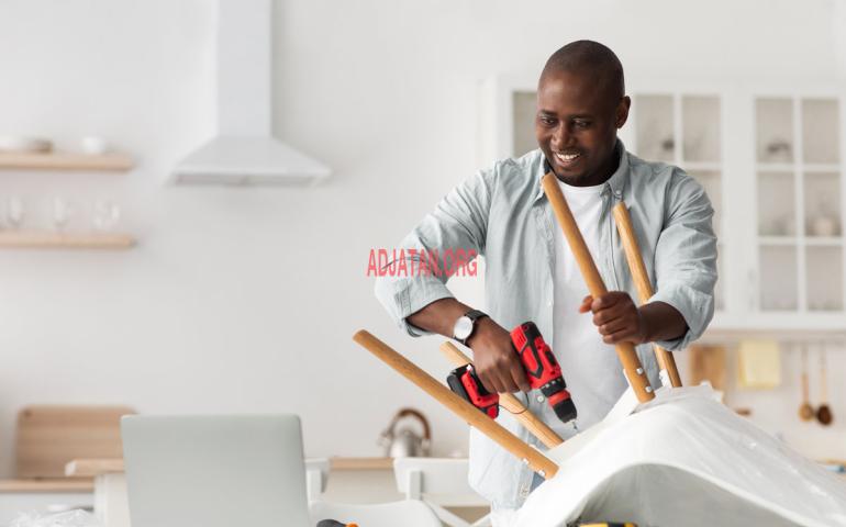 Chronicle of a relay point: a meditation on attention and immanent justice Chronicle of a relay point: a meditation on attention and immanent justice